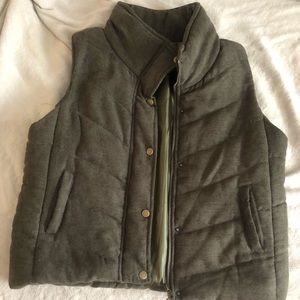 puffy vest